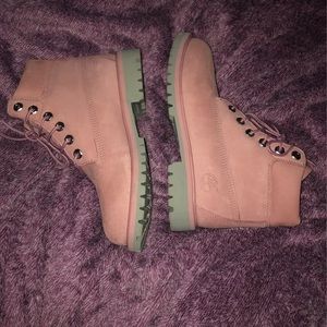 Pink timberlands!